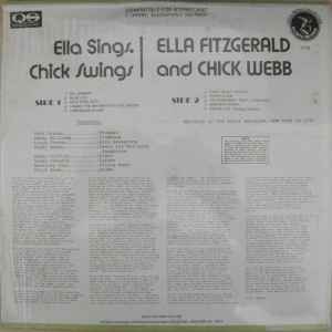Sings Chick Swings