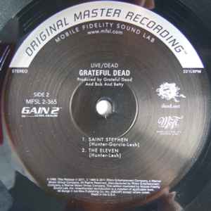 Live / Dead
