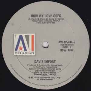 Giant Single D.J. Devilish (Turn This Disco Hot)