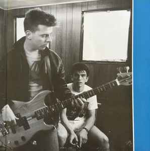 SMITHS / HATFUL OF HOLLOW